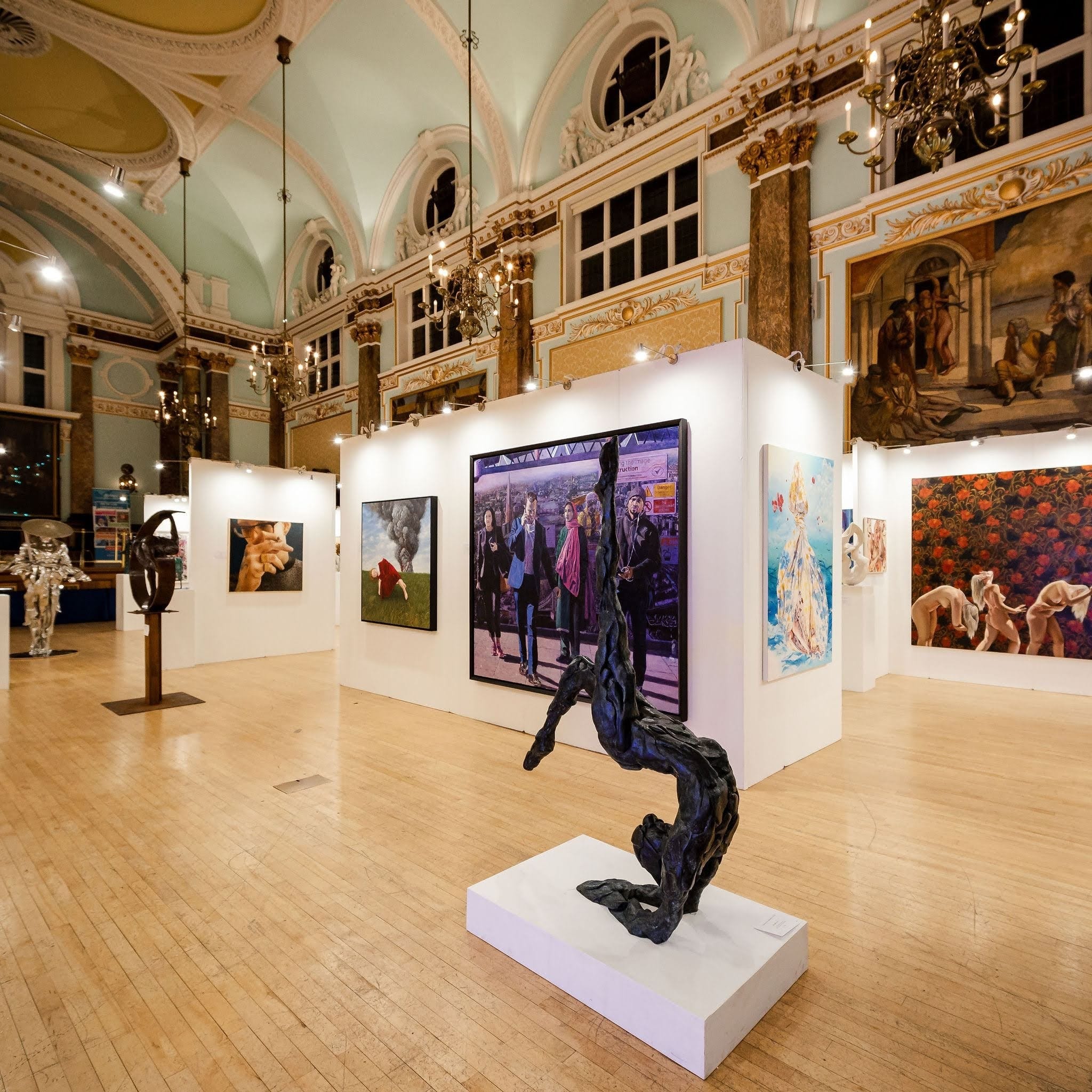 The rearing horse holding the centre of the 2023 hall.